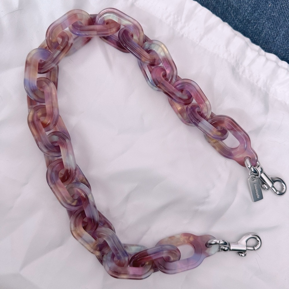 Coach acrylic short chain strap